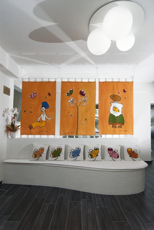 רימיני Hotel Casablanca מראה חיצוני תמונה