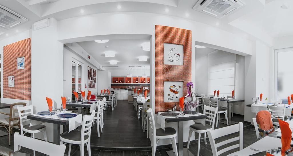 רימיני Hotel Casablanca מראה חיצוני תמונה