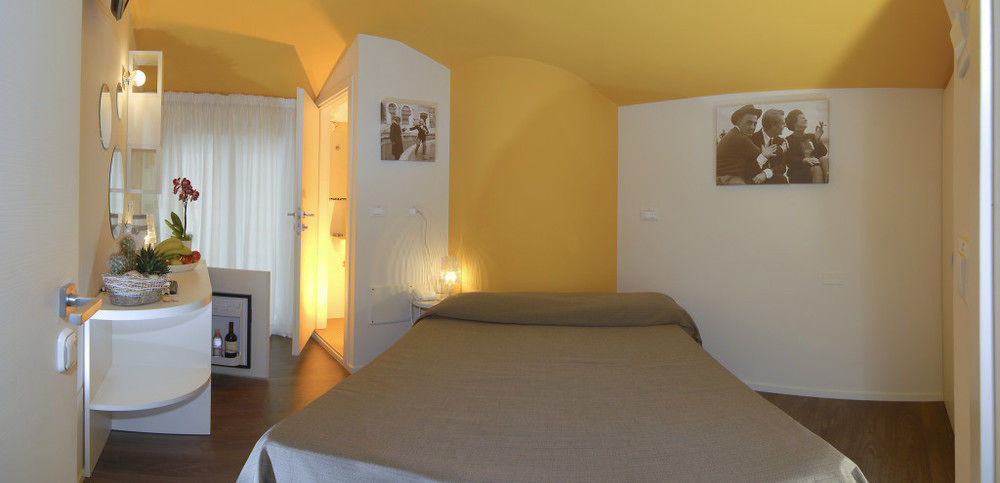 רימיני Hotel Casablanca מראה חיצוני תמונה